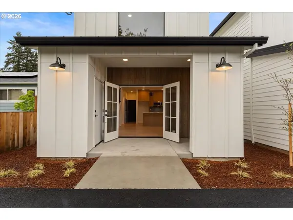 7880 SE 70th AVE, Portland, OR 97206