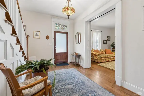 435 SW Elm Ave, Roanoke, VA 24016