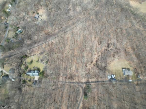 2 Stony Brook Lane, Bethlehem Twp., NJ 08802
