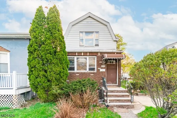 375 Westervelt Pl, Lodi Boro, NJ 07644