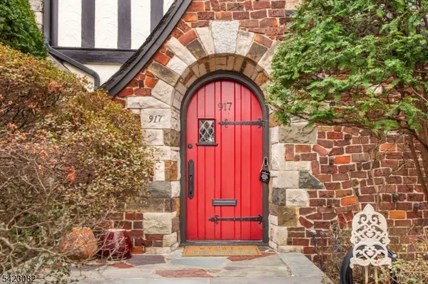 917 Westminster Ave, Hillside Twp., NJ 07205