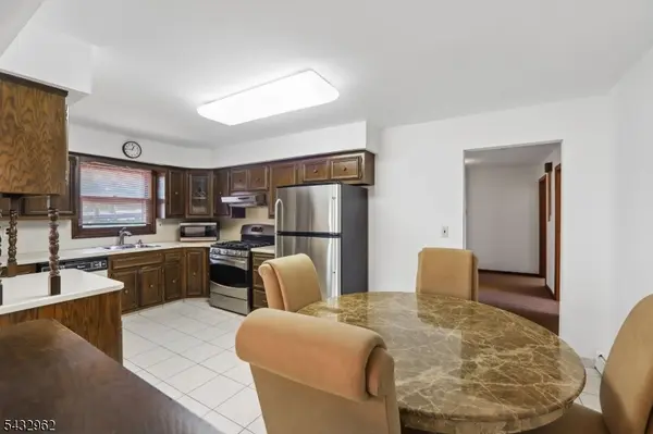 355 Chestnut Ave, South Hackensack Twp., NJ 07606