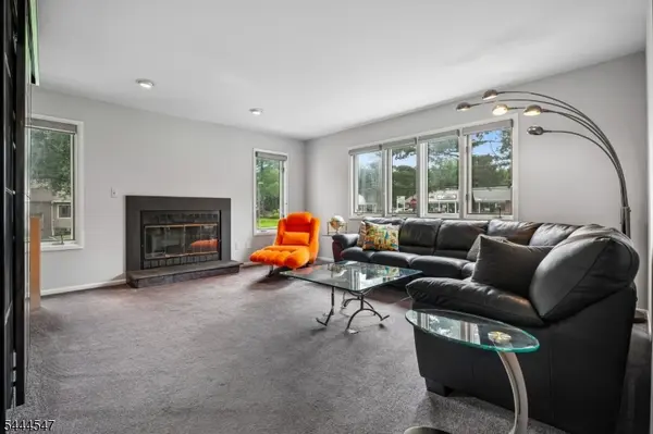 81 Gabriel Dr, Montville Twp., NJ 07045