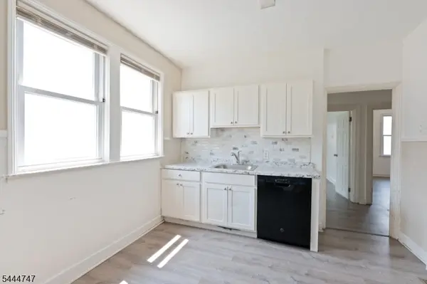 58 Floyd Ave, Bloomfield Twp., NJ 07003