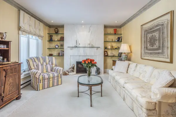 105 Dawlish AVE, Toronto C04, ON M4N 1H4