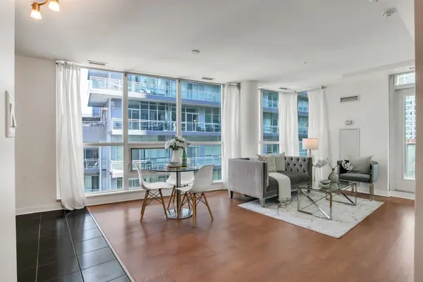 600 Fleet ST #727, Toronto C01, ON M5V 1B7
