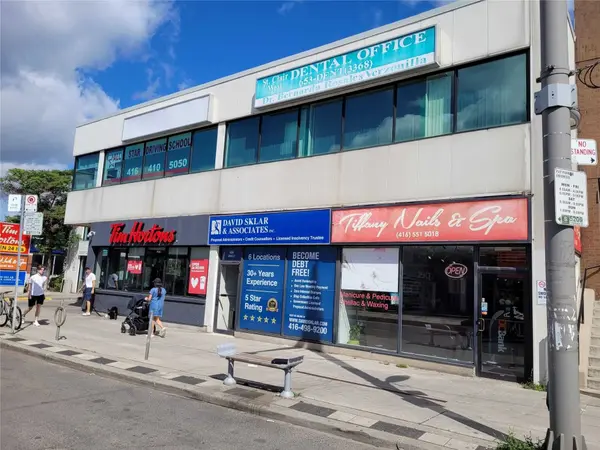550 St. Clair AVE W #204, Toronto C03, ON M6C 1A5