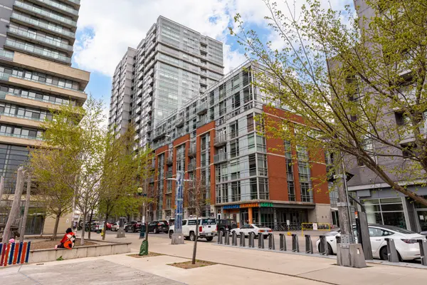 150 Sudbury ST #916,  Toronto C01,  ON M6J 3S8