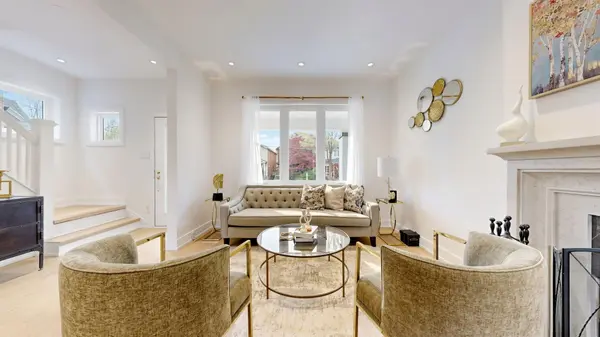 70 Cranbrooke AVE, Toronto C04, ON M5M 1M4