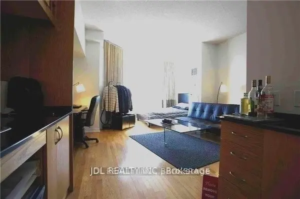 1 King ST W #2706, Toronto C01, ON M5H 1A1