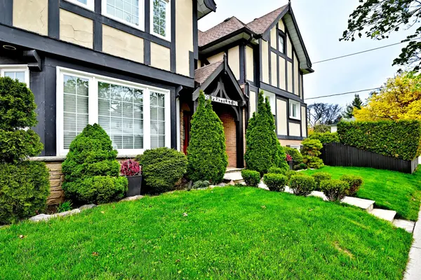39 Prattley DR, Toronto C15, ON M2J 2K1