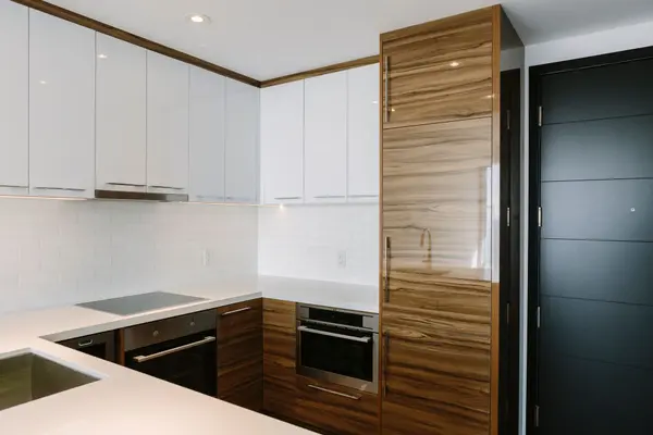 488 University AVE #2711, Toronto C01, ON M5G 0C1