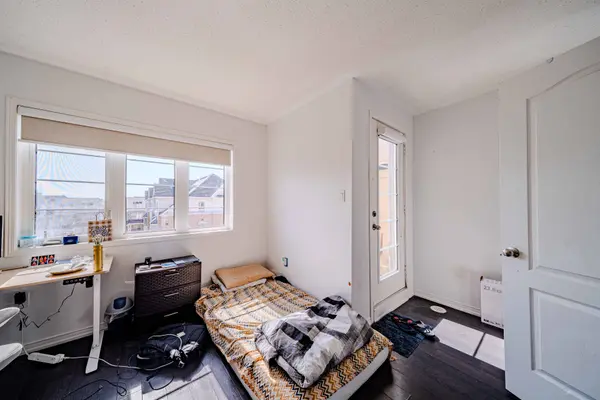 2514 Rosedrop PATH, Oshawa, ON L1L 0L2