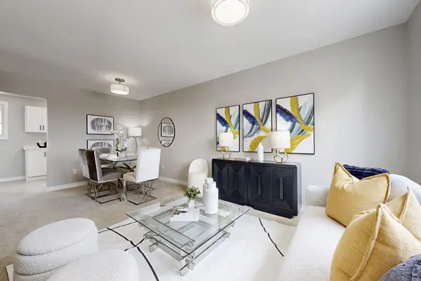 33 Celeste DR #14, Toronto E10, ON M1E 2V2