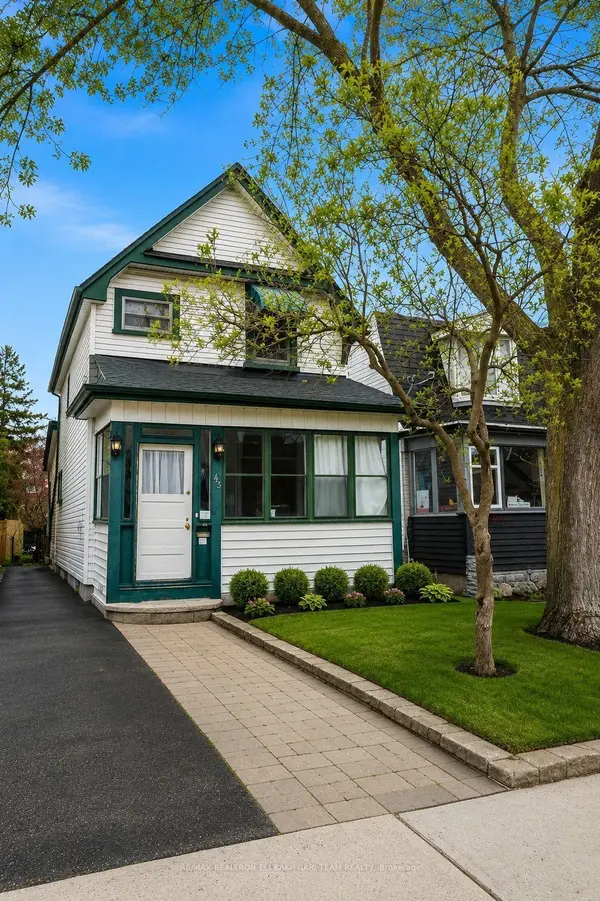 43 King Edward AVE, Toronto E03, ON M4C 5J5