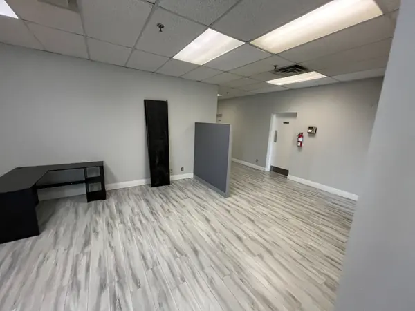 901 Dillingham RD #A, Pickering, ON L1W 2Y5