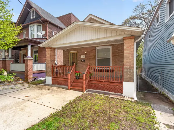 351 Woodfield RD, Toronto E01, ON M4L 2W9