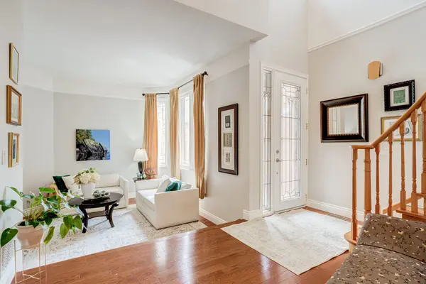 100 Secord ST, Pickering, ON L1V 6V6