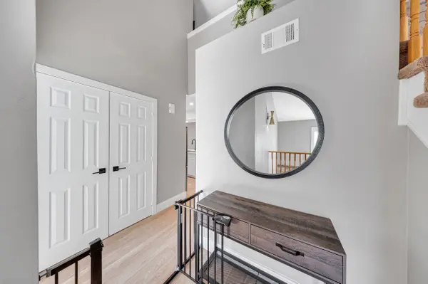 106 Petra WAY #3, Whitby, ON L1R 0A2