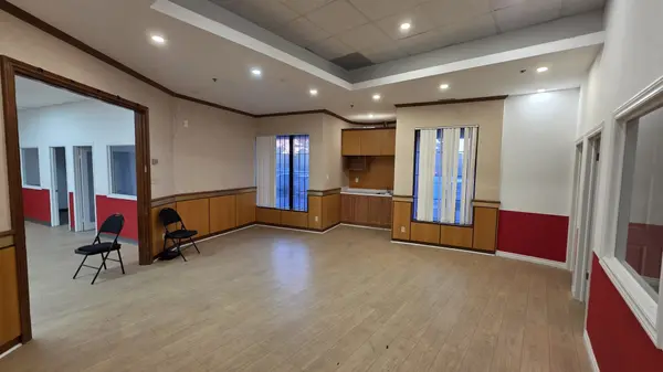 371 Alden RD, Markham, ON L3R 3L4