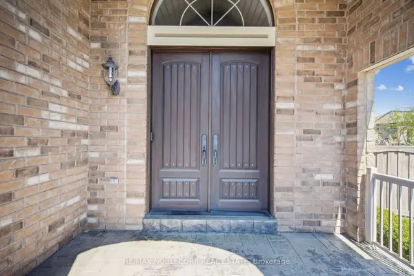 27 Gorman AVE, Vaughan, ON L4H 3L4