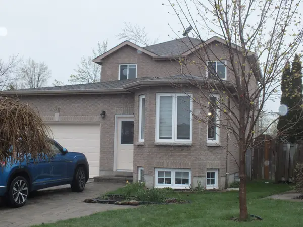 30 BRIGHTON RD, Barrie, ON L4M 6S4