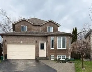 30 BRIGHTON RD, Barrie, ON L4M 6S4