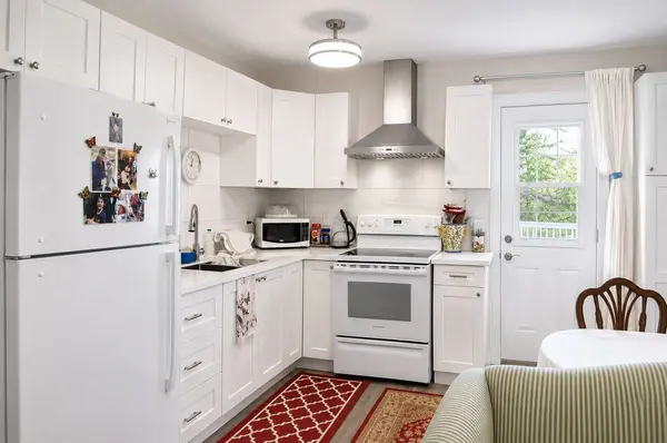 172 William ST, Tay, ON L0K 2A0