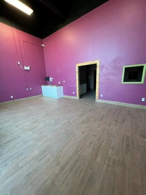 31 King ST #2, Barrie, ON L4N 6W5