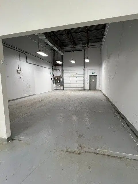 31 King ST #2, Barrie, ON L4N 6W5