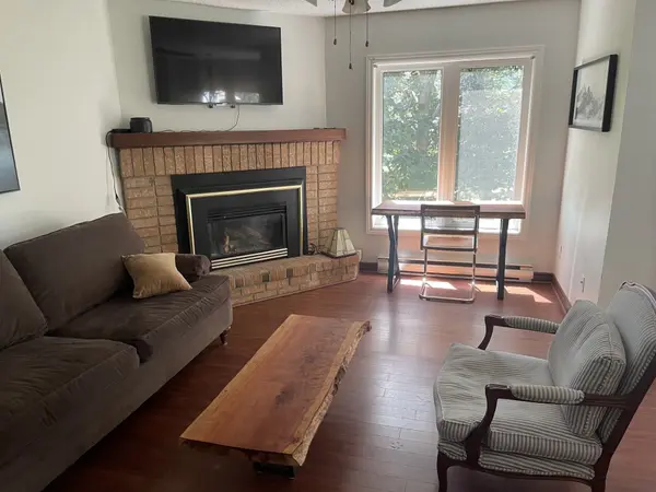 18 Ramblings WAY #97, Collingwood, ON L9Y 5C6