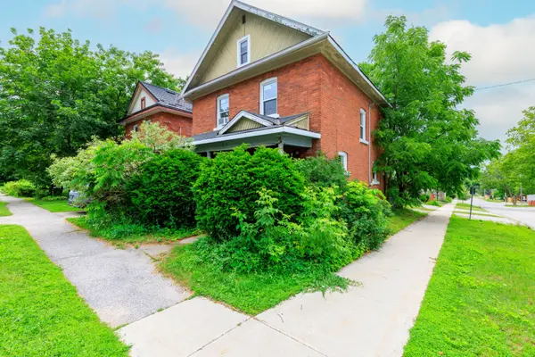 249 Harvey ST, Orillia, ON L3V 3M5