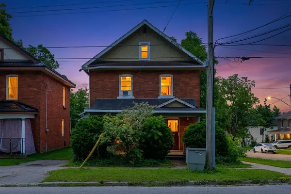 249 Harvey ST, Orillia, ON L3V 3M5