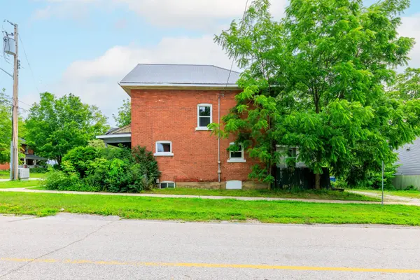 249 Harvey ST, Orillia, ON L3V 3M5