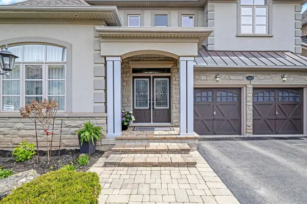 3168 Watercliffe CT, Oakville, ON L6M 0K7