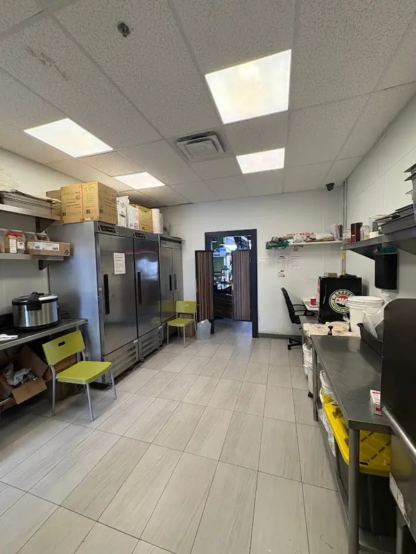 4265 Thomas Alton BLVD #8, Burlington, ON L7M 0Z4