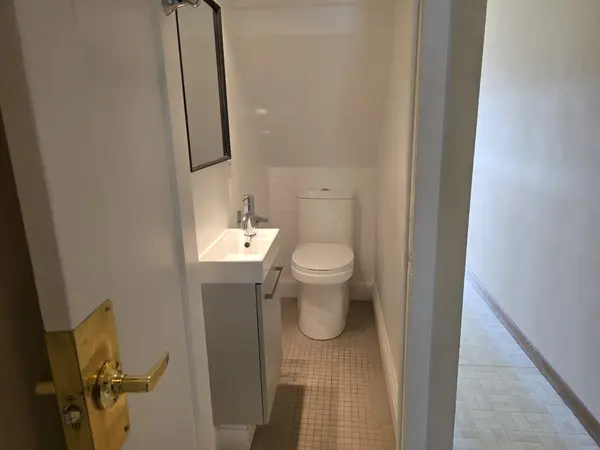 286 Harvie AVE, Toronto W03, ON M6E 4K7