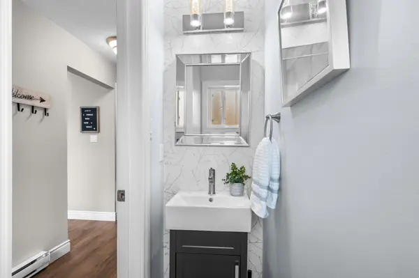 31 Parkview DR #8, Orangeville, ON L9W 4H5