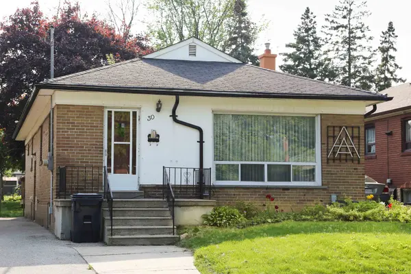 30 Northampton DR, Toronto W08, ON M9B 4S6
