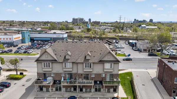 1401 Plains RD E #35, Burlington, ON L7R 0C2