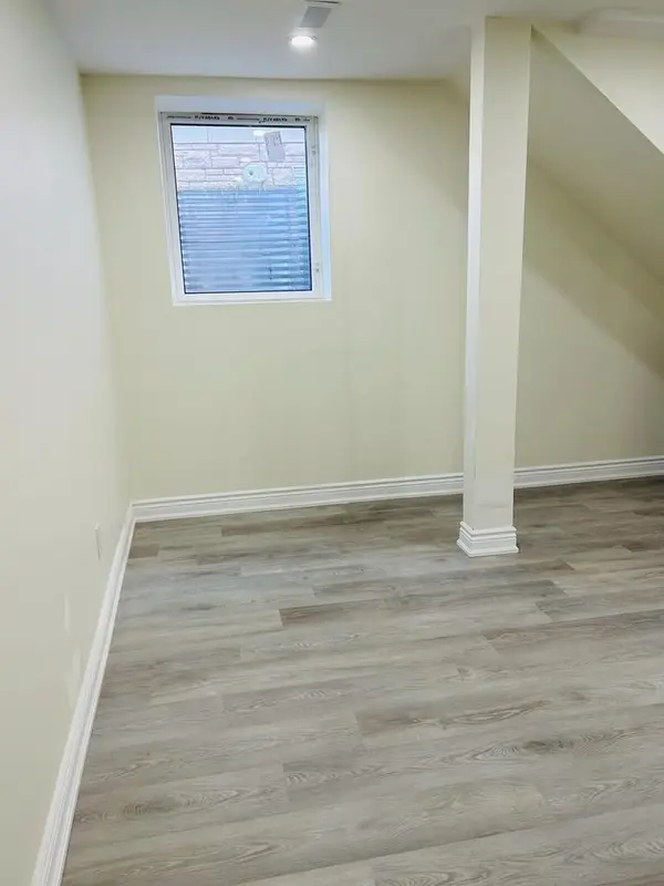 35 Brixham LN #BASEMENT UNIT, Brampton, ON L7A 5K2