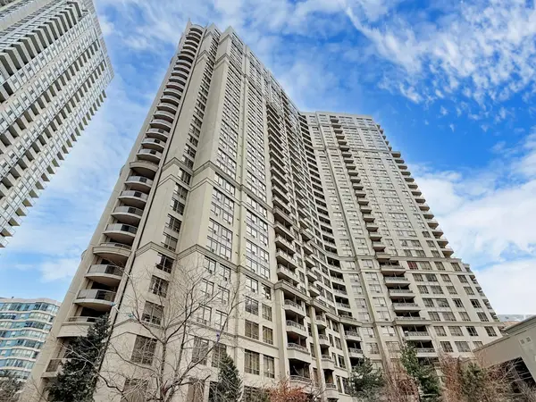 3880 Duke Of York BLVD #504, Mississauga, ON L5B 4M7
