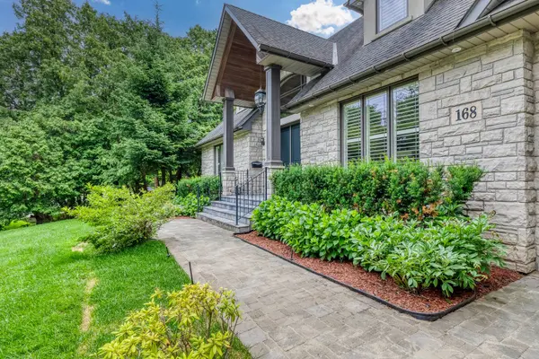 168 Walby DR, Oakville, ON L6L 4E2