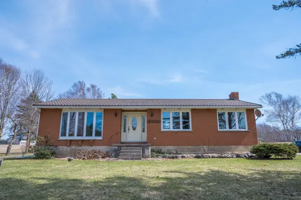 458523 8 Concession, Meaford, ON N4K 5W4