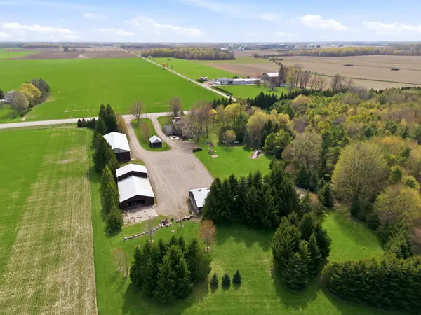 43208 Blyth RD, Huron East, ON N0K 1Z0