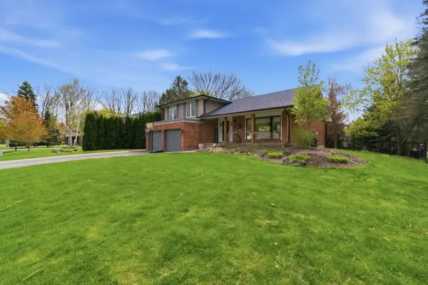 16 Bannisdale WAY, Hamilton, ON L0R 1H2