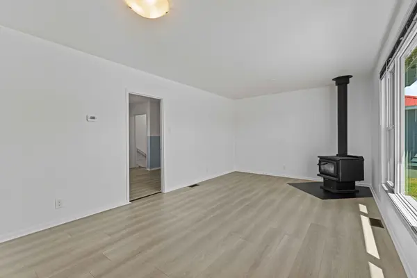 26 Great Oak ST, Highlands East, ON K0L 1M0
