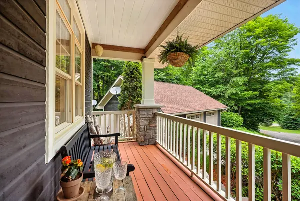 1474 Etwell RD, Huntsville, ON P1H 2J2