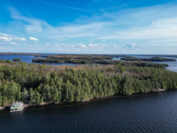 Pine (57 Island M81) IS,  Muskoka Lakes,  ON P1L 1W8