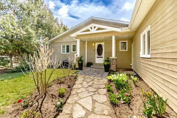 1714 Westview Pt RD, Selwyn, ON K0L 2H0